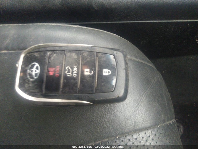 2019 Toyota Land Cruiser, VIN: JTMCY7AJ6K4075612