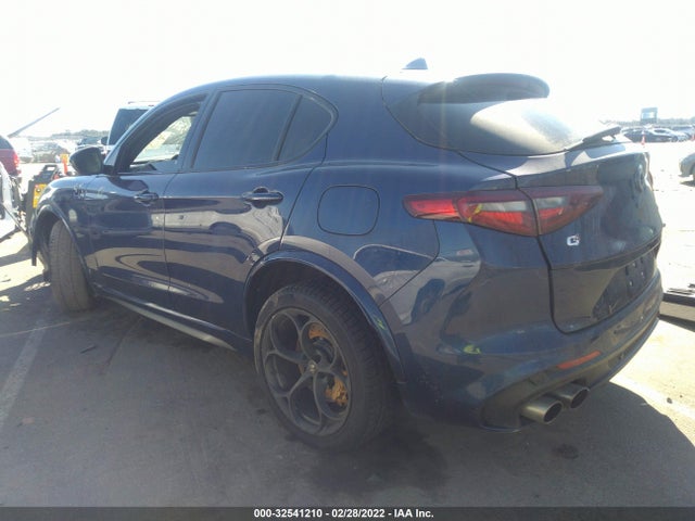 ZASFAKEVXJ7C17675 Alfa Romeo STELVIO QUADRIFOGLIO