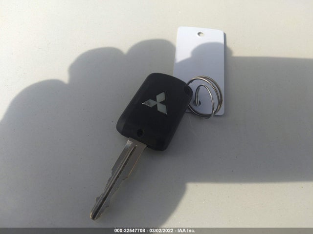 Mitsubishi MIRAGE G4 2017 ML32F3FJ1HHF05847 Image 3