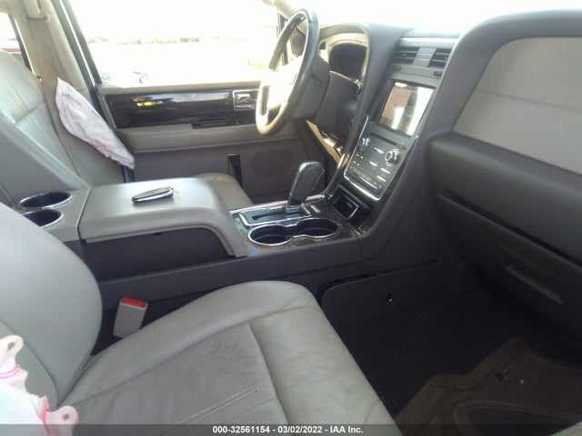 2016 Lincoln Navigator, VIN: 5LMJJ2HT4GEL09486