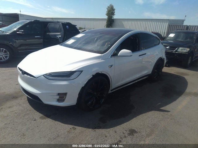 2017 Tesla Model X, VIN: 5YJXCBE2XHF044502