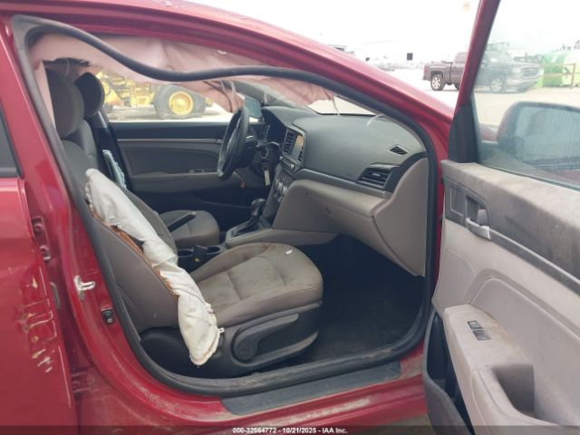 2019 HYUNDAI ELANTRA KMHD84LF9KU771274 Photo 4