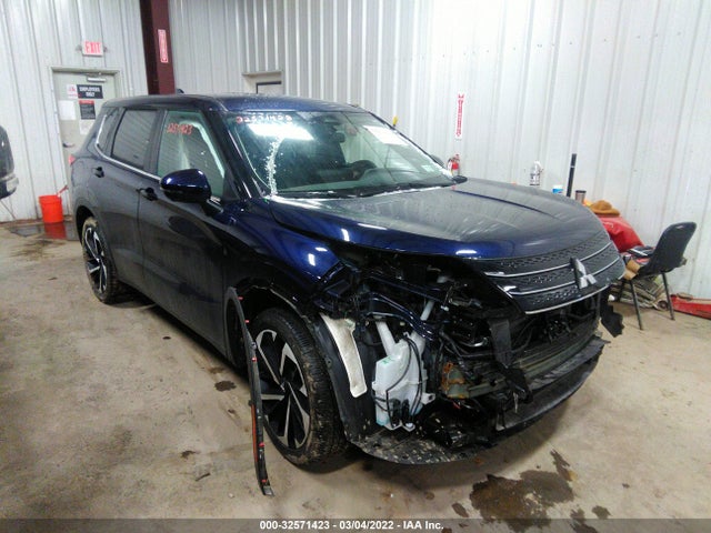 2022 Mitsubishi Outlander, VIN: JA4J4UA82NZ012295