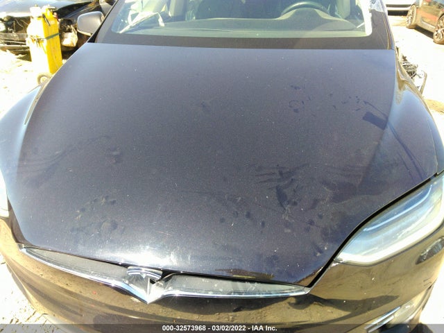 2016 Tesla Model X, VIN: 5YJXCDE28GF026011