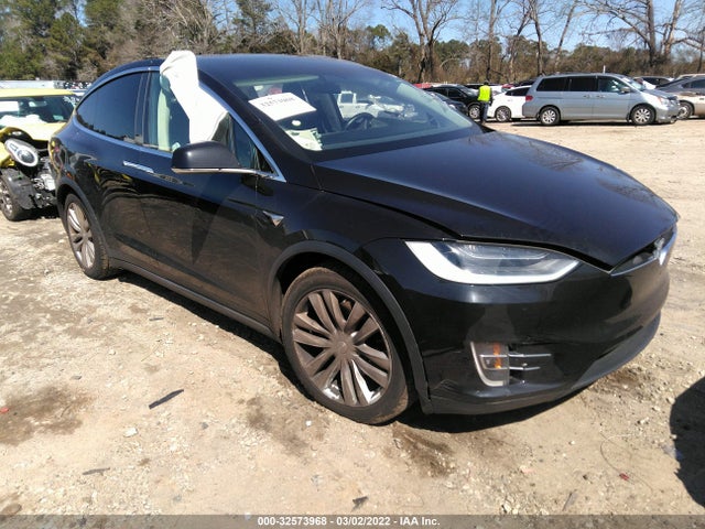 2016 Tesla Model X, VIN: 5YJXCDE28GF026011