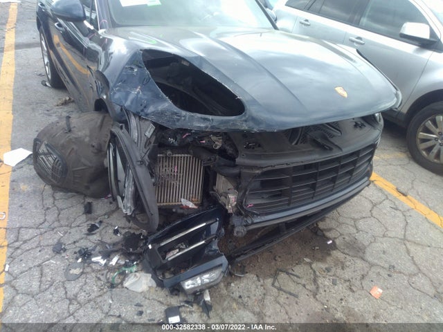 2015 Porsche Macan, VIN: WP1AF2A53FLB94442