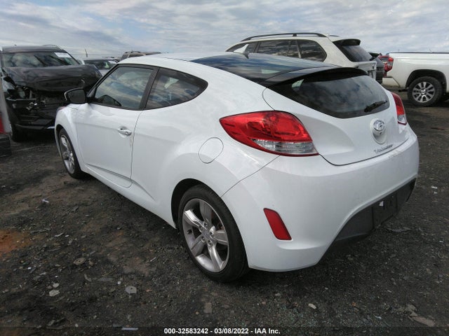 2015 Hyundai Veloster, VIN: KMHTC6AD1FU228479