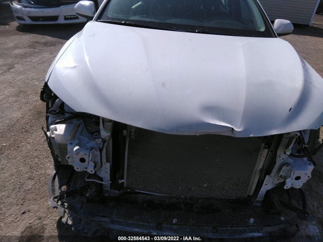 2018 Toyota Camry, VIN: 4T1B11HKXJU100145