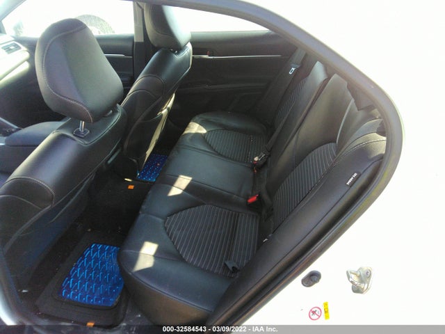 2018 Toyota Camry, VIN: 4T1B11HKXJU100145