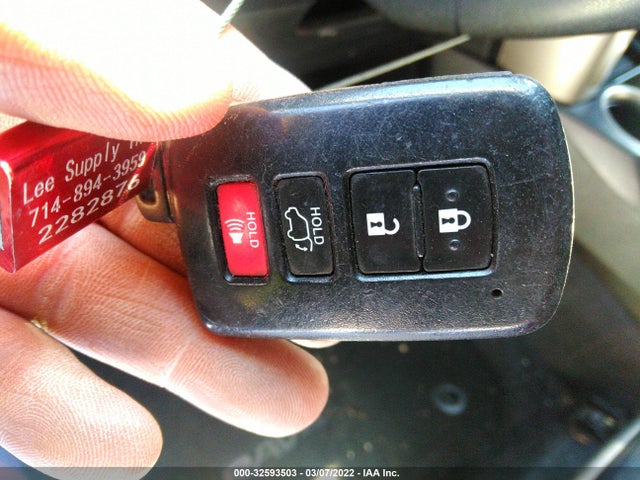 Toyota Rav4 Limited 2015 2T3DFREV1FW288396 Image 3