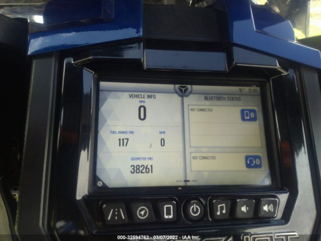 2018 POLARIS SLINGSHOT 57XAAPFA1J8128459 Photo 6