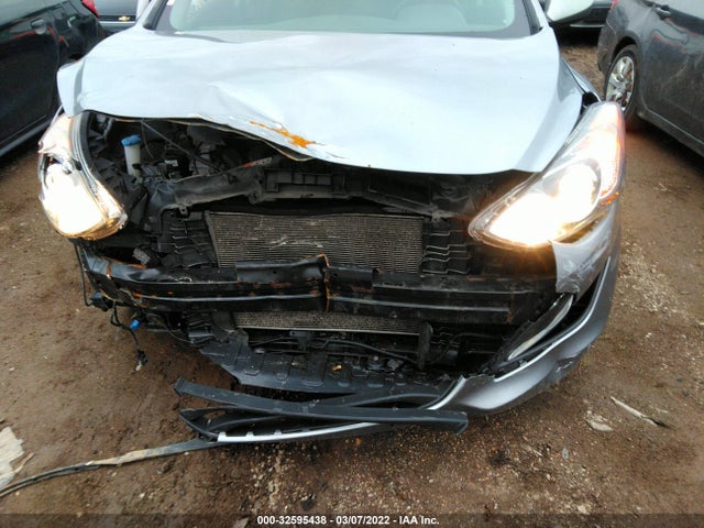 2013 HYUNDAI ELANTRA GT VIN: KMHD35LE8DU051110