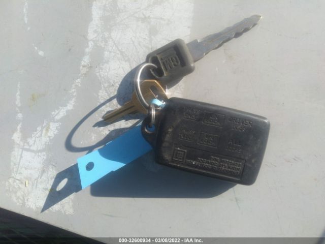 1995 CHEVROLET SUBURBAN 1GNFK16K3SJ439927 Photo 10