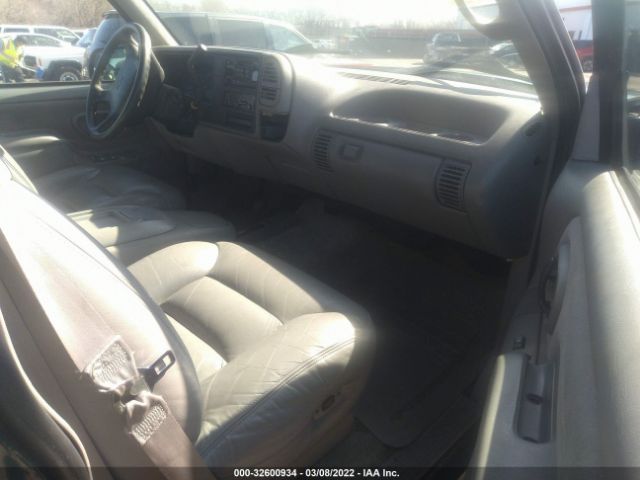 1995 CHEVROLET SUBURBAN 1GNFK16K3SJ439927 Photo 4