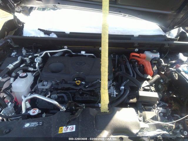 2021 Toyota RAV4, VIN: JTMFB3FV1MD045889