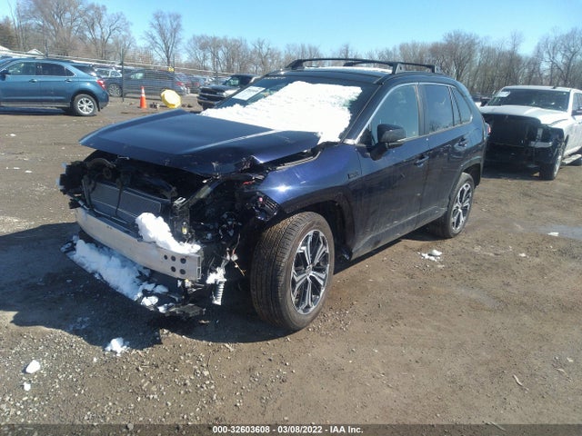2021 Toyota RAV4, VIN: JTMFB3FV1MD045889