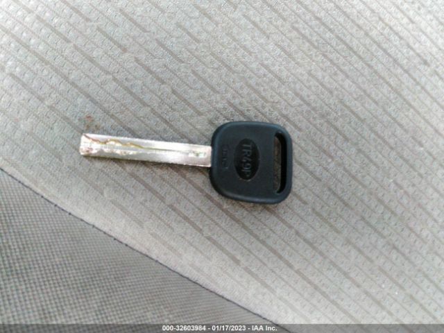 KNDMB5C19G6166151 KIA SEDONA LX