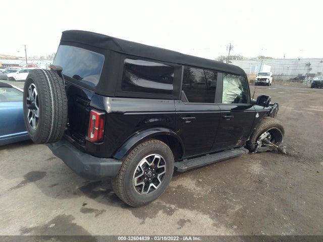 2021 Ford Bronco, VIN: 1FMDE5BH4MLA93995