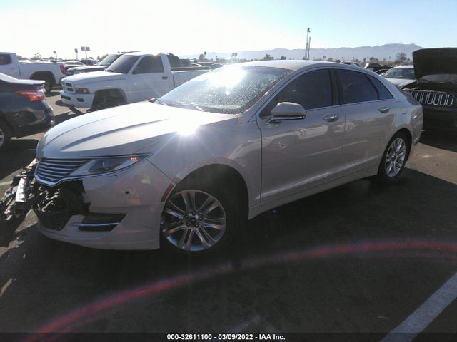 2014 Lincoln MKZ, VIN: 3LN6L2LU6ER831582