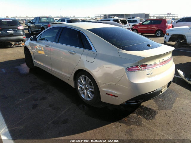 2014 Lincoln MKZ, VIN: 3LN6L2LU6ER831582