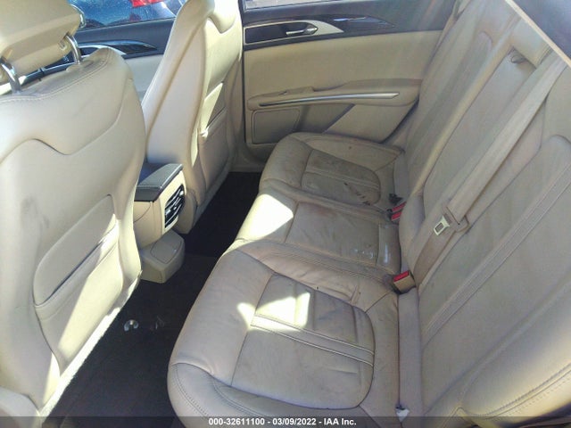 2014 Lincoln MKZ, VIN: 3LN6L2LU6ER831582