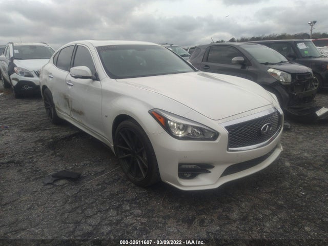 2017 Infiniti Q70, VIN: JN1BY1AP2HM741101