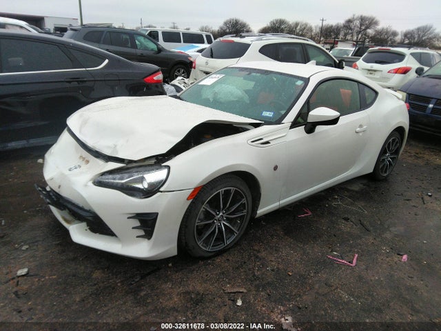 2017 Toyota 86, VIN: JF1ZNAA10H9709157