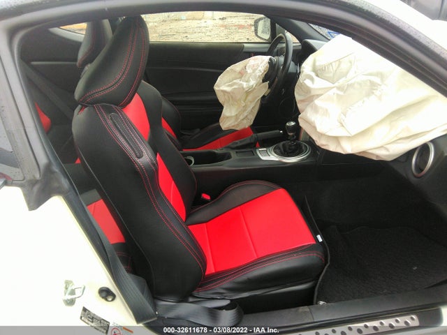 2017 Toyota 86, VIN: JF1ZNAA10H9709157