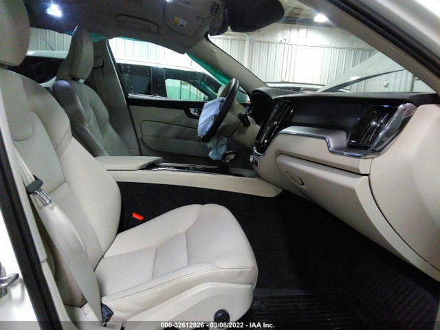2020 Volvo XC60, VIN: YV4102RK5L1610640