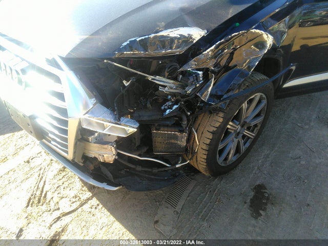 WA1VAAF70JD021920 Audi Q7 Prestige