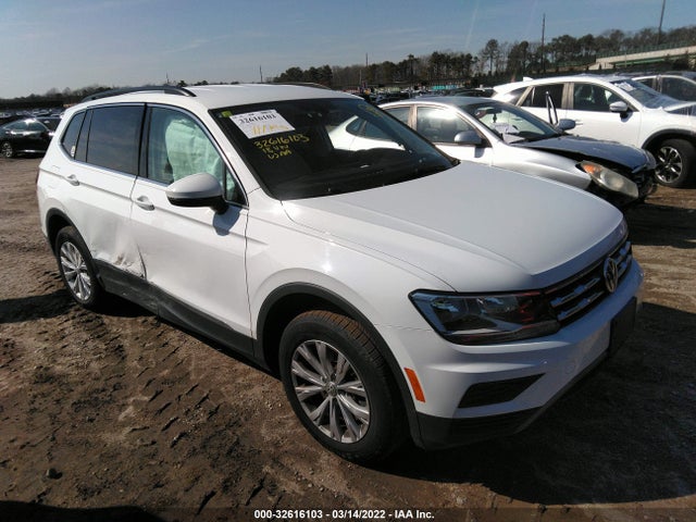 2018 Volkswagen Tiguan, VIN: 3VV2B7AXXJM059452