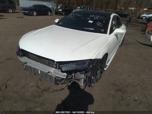 2017 Audi S7, VIN: WAUWFAFC6HN110157