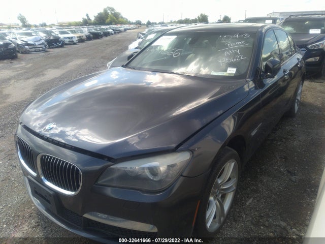 BMW 7 Series 750i 2010 WBAKA8C59ACY35622 Image 2