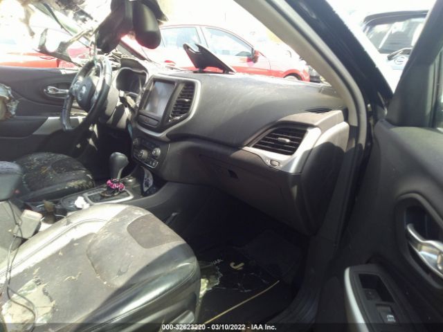 1C4PJMLB2JD558426 Jeep Cherokee Latitude Plus
