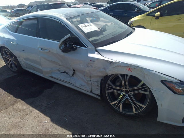 2019 Audi A7, VIN: WAUV2AF29KN082103