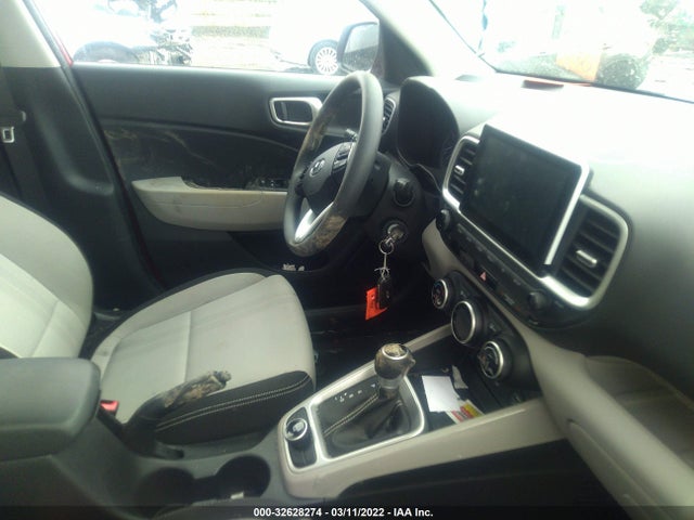 2020 Hyundai Venue, VIN: KMHRC8A32LU028655