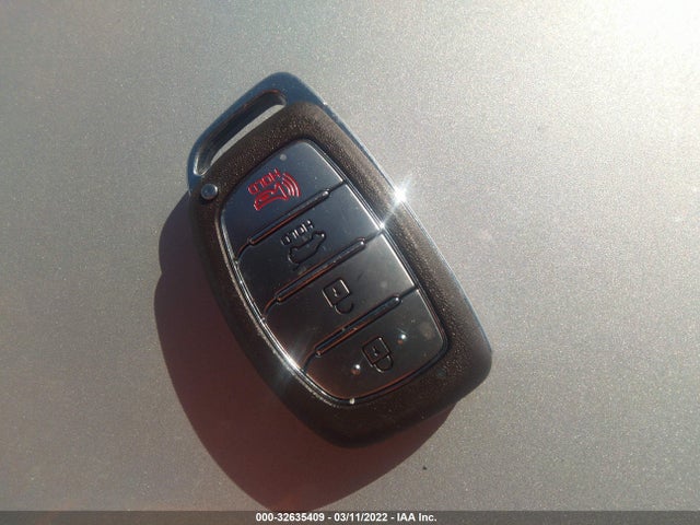 2018 Hyundai Ioniq, VIN: KMHC75LH9JU027131