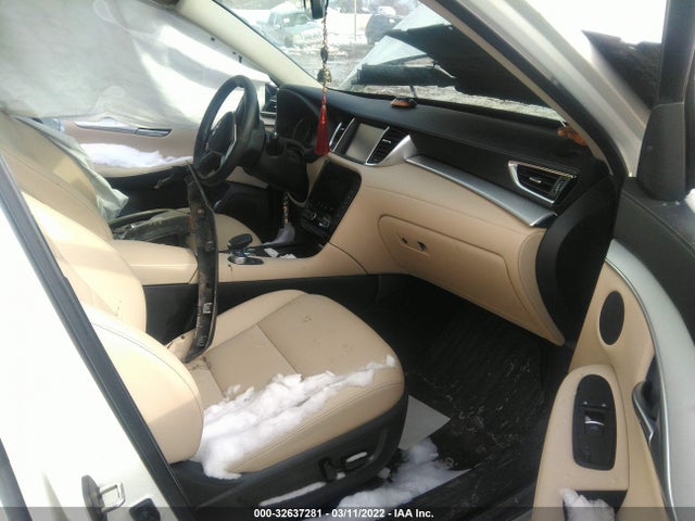 2019 Infiniti QX50, VIN: 3PCAJ5M32KF148285