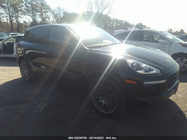 2018 Porsche Cayenne, VIN: WP1AA2A25JKA04935