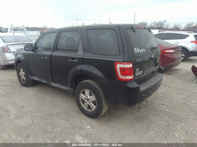 2009 FORD ESCAPE XLS VIN: 1FMCU02799KA50288