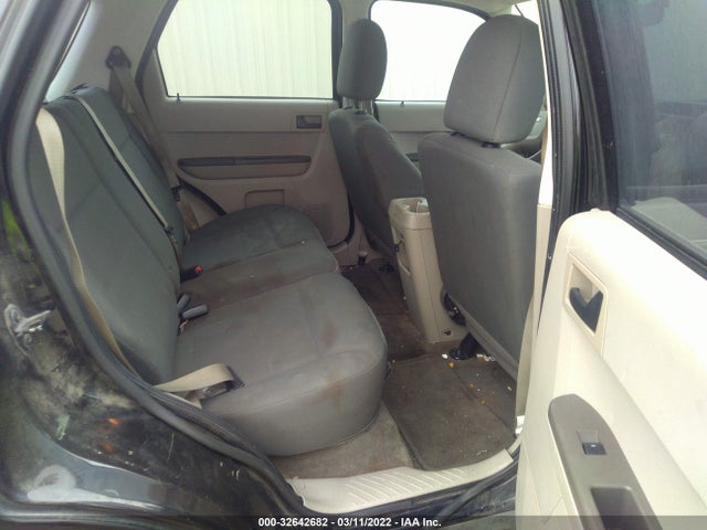 2009 FORD ESCAPE XLS VIN: 1FMCU02799KA50288