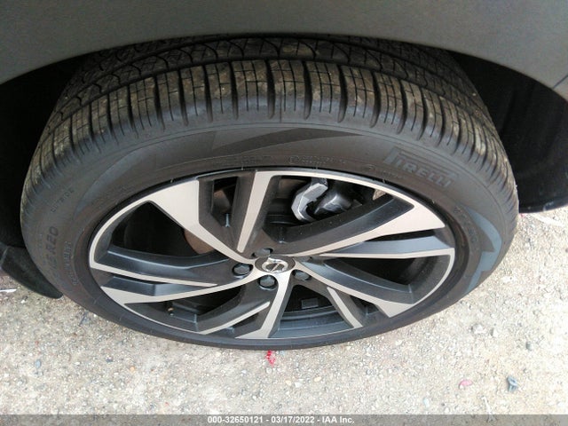 2022 Volvo XC40, VIN: YV4162UM2N2695912