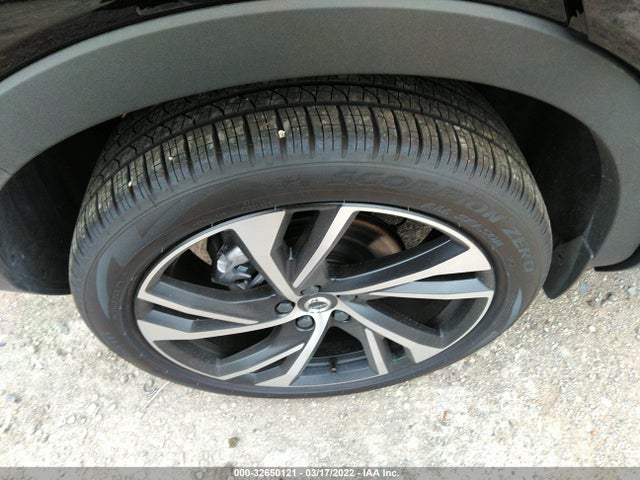 2022 Volvo XC40, VIN: YV4162UM2N2695912