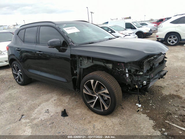 2022 Volvo XC40, VIN: YV4162UM2N2695912
