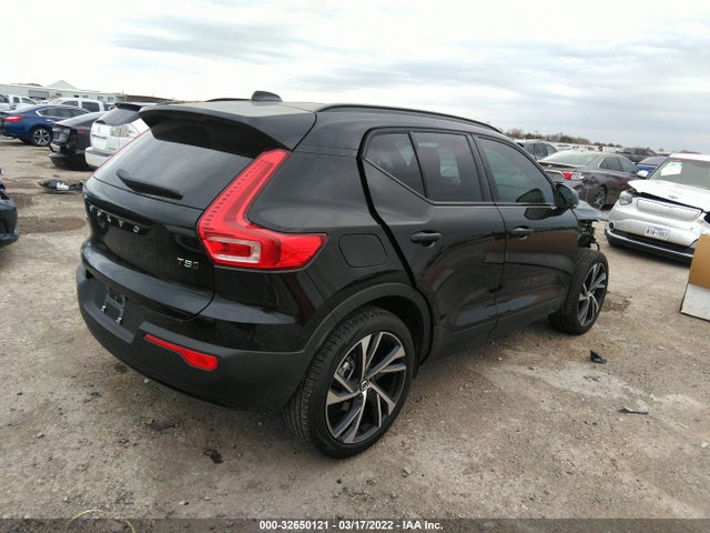 2022 Volvo XC40, VIN: YV4162UM2N2695912