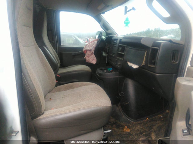 2016 GMC Savana, VIN: 1GTW7AFF0G1904216