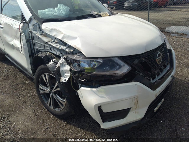 2019 NISSAN ROGUE SV VIN: JN8AT2MV6KW399613