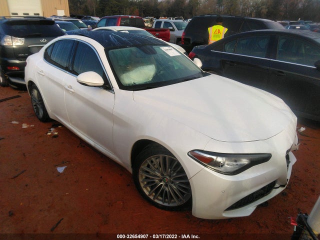 2017 Alfa Romeo Giulia, VIN: ZARFAECN4H7535742