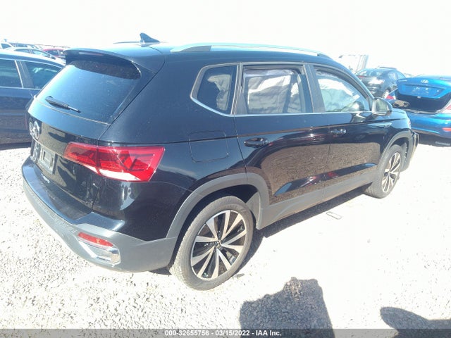 Volkswagen TAOS SE 2022 3VVRX7B26NM007695 Image 4