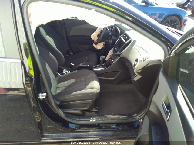 2019 Chevrolet Sonic, VIN: 1G1JD5SB6K4110365